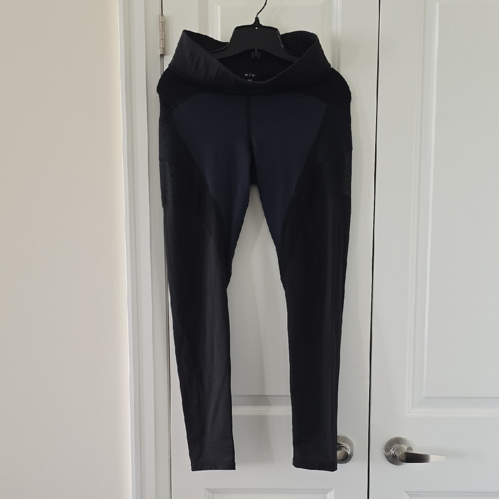 MICHI Black and Navy Yoga Pants M